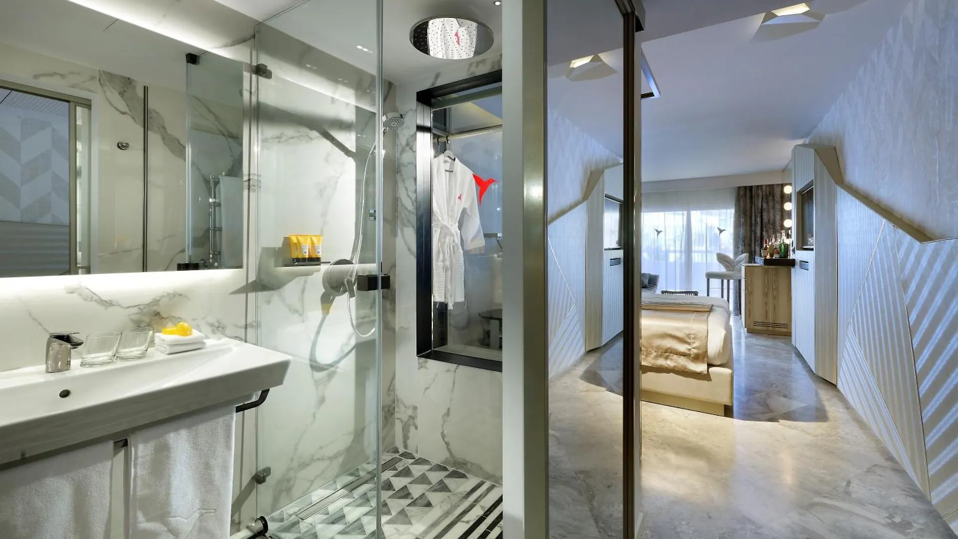 Ushuaia Ibiza Beach Hotel - Adults Only - Club Entrance Included 플라야 덴 보사